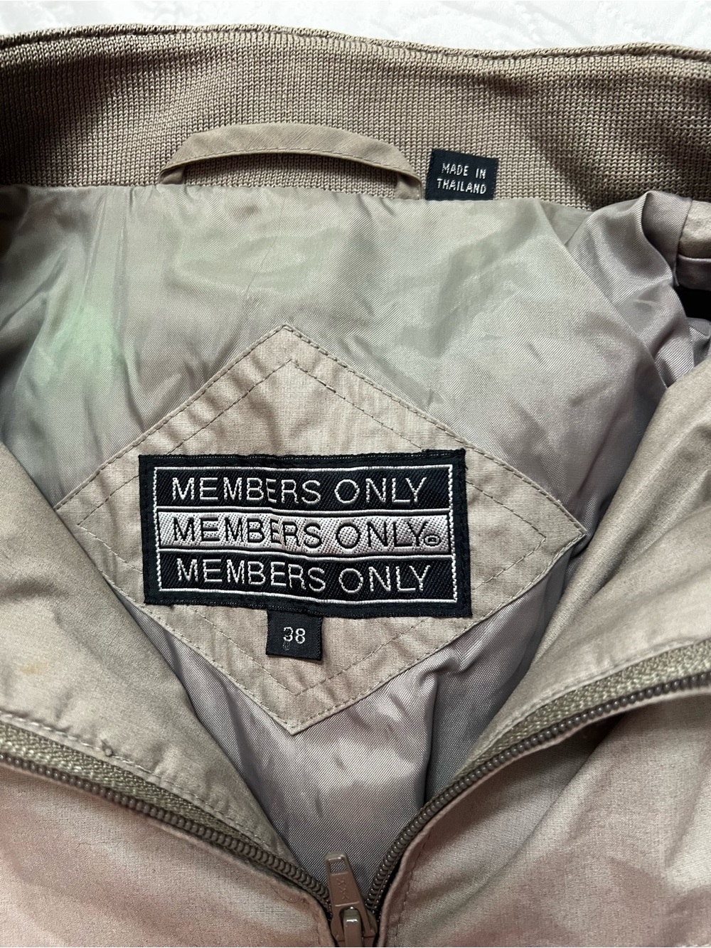Vintage 80S Thailand Members Only
Cream Jacket 38 Or Medium - Picture 10 of 14